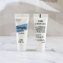 两面针 Simple series 简约=简单+品位 沐浴露 净含量：15g (单位：瓶)